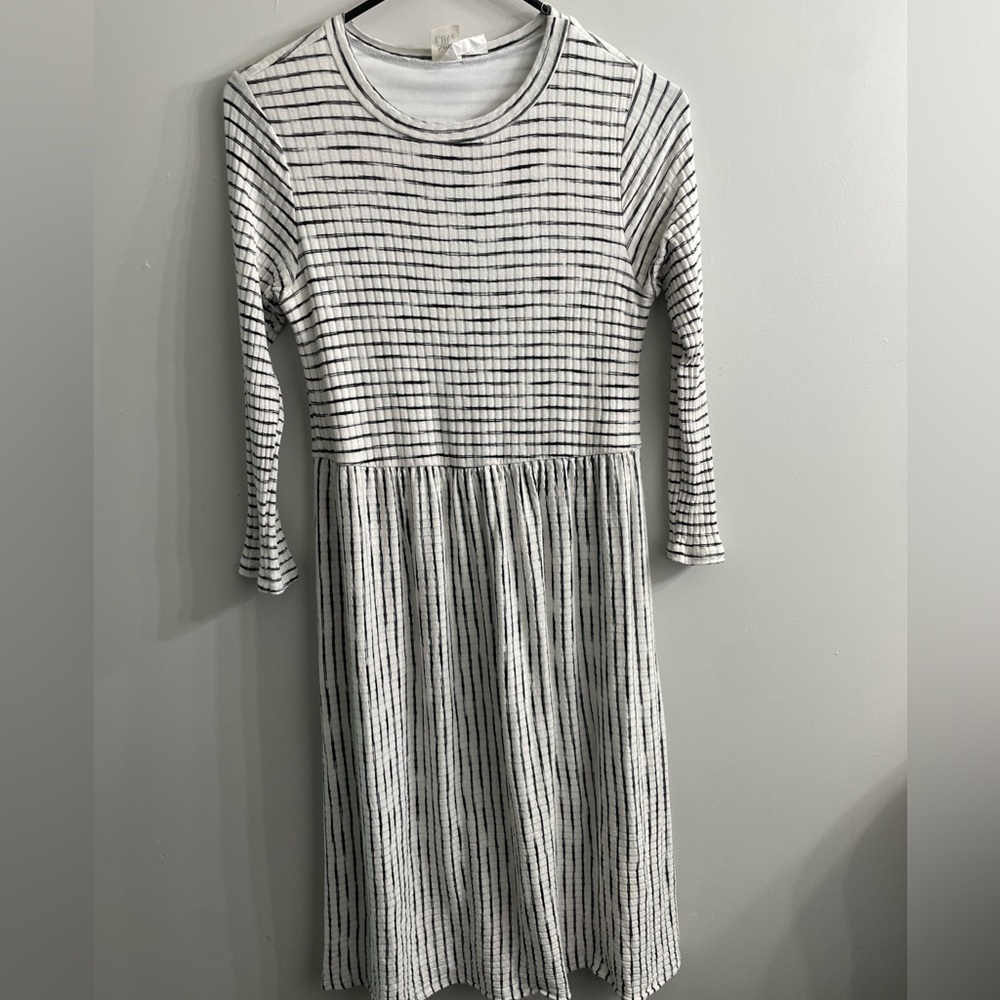Striped ribbed knit dress